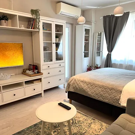 The Cozy Corner *