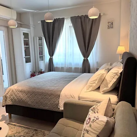 The Cozy Corner Апартаменти *